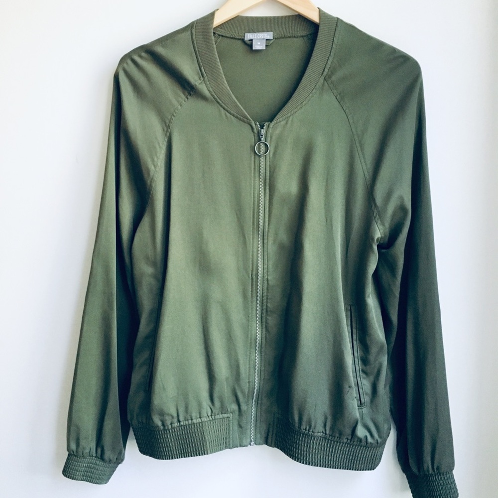 NWOT Falls Creek olive lightweight bomber jacket